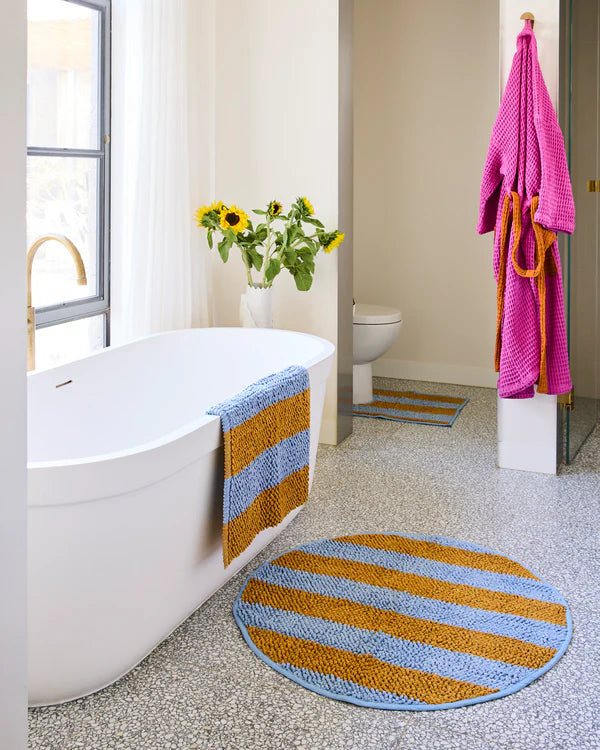 Como Stripe Round Bath Mat