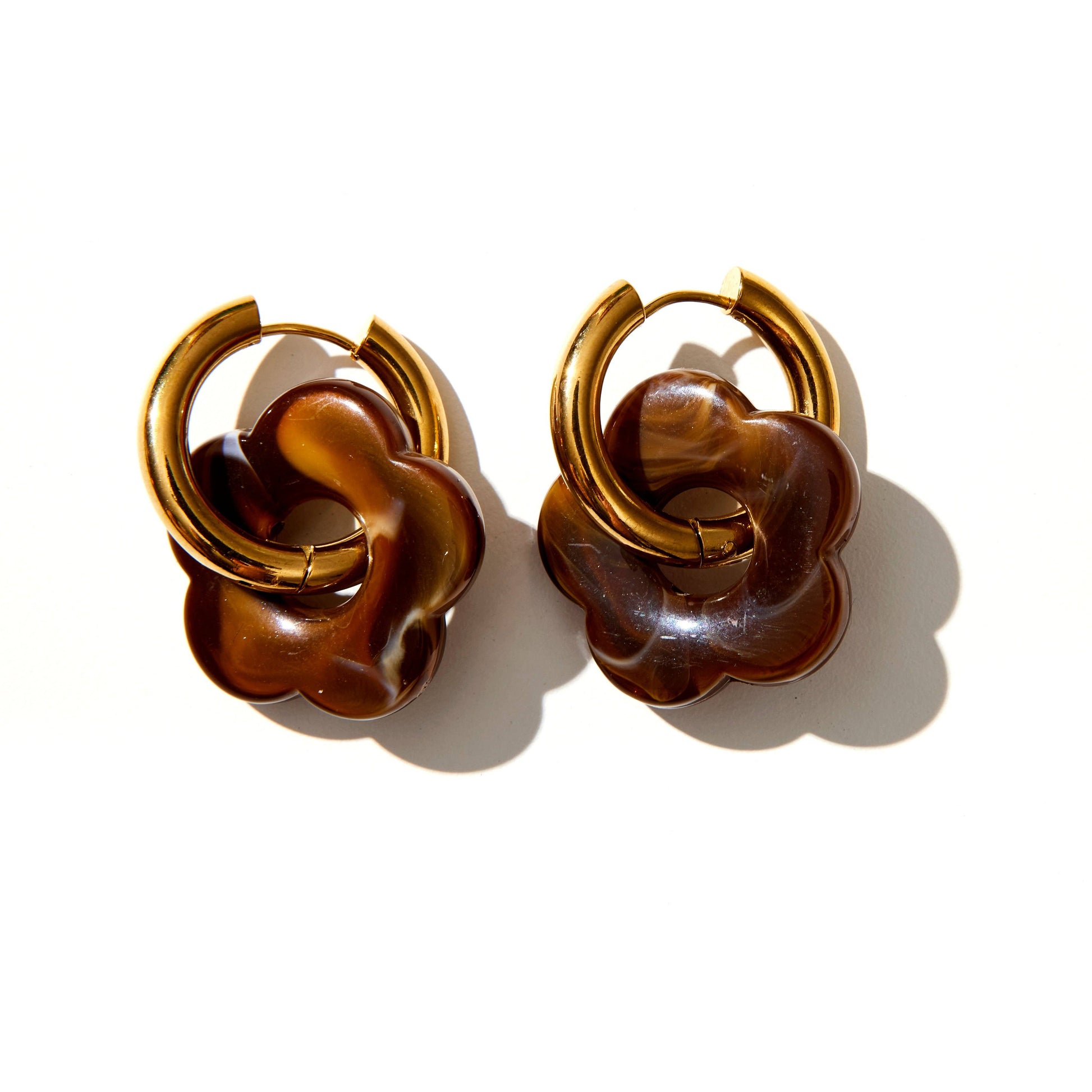 Gloria Hoops
