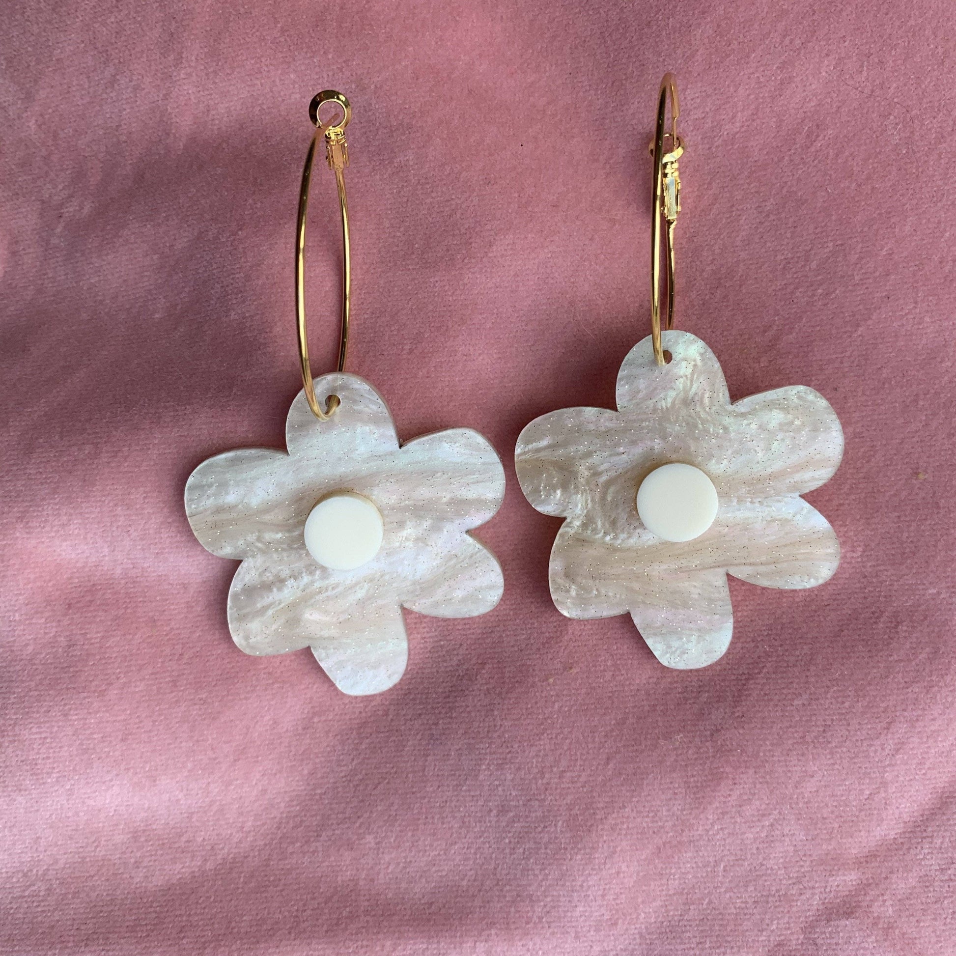 Flower power earrings
