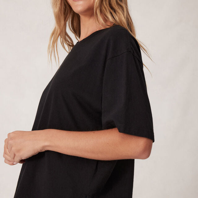 Stevie Slouchy Split Hem Tee - Black
