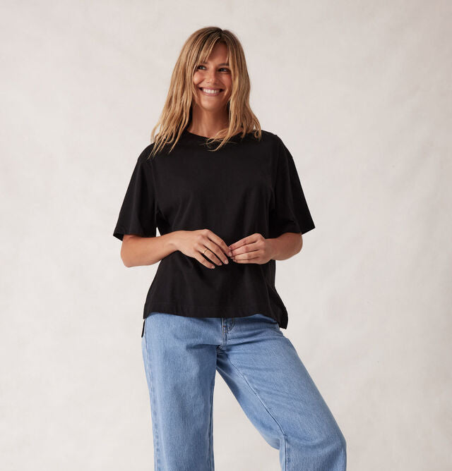 Stevie Slouchy Split Hem Tee - Black