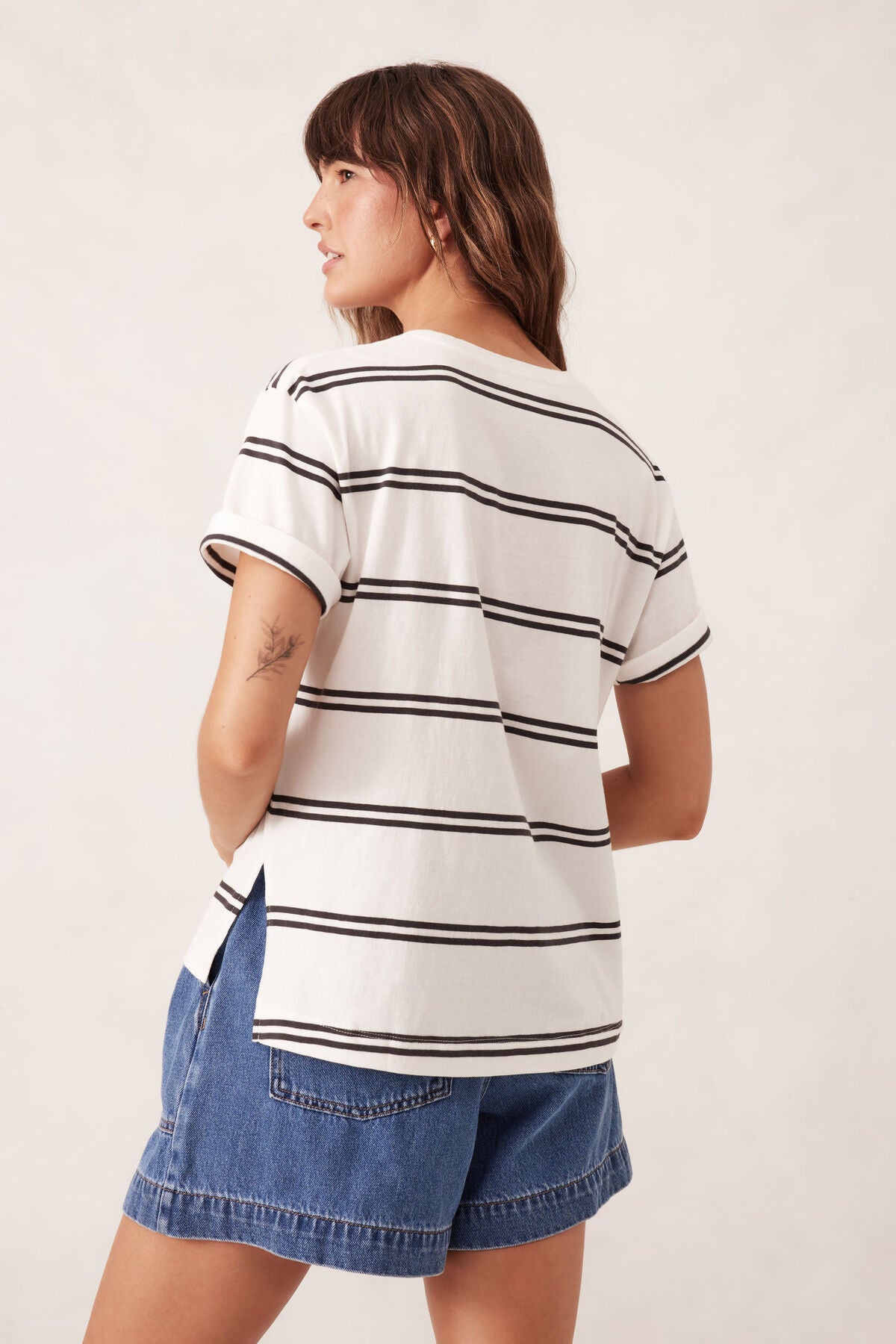 Stevie Slouchy Split Hem Tee - Vanilla