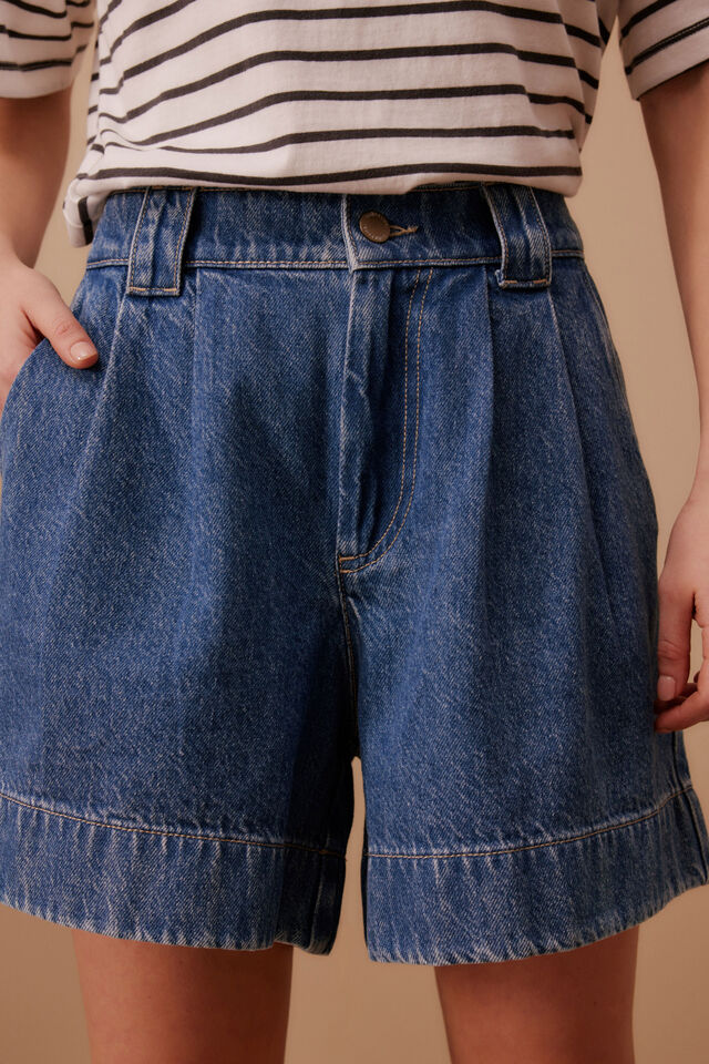 Billie Pleat Front Short - Washed Indigo