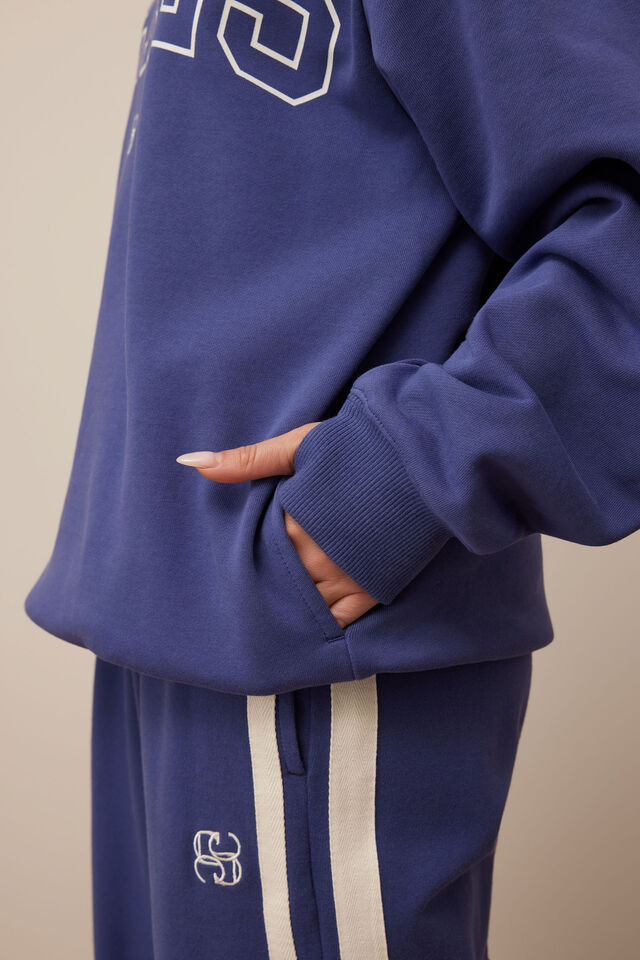 Isla Oversize Navy Washed Heritage Logo