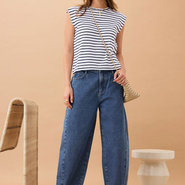 Maggie Tapered Barrel Jean - Fresh Indigo