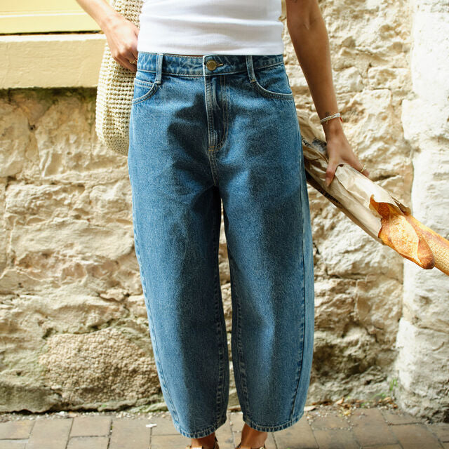 Maggie Tapered Barrel Jean - Fresh Indigo