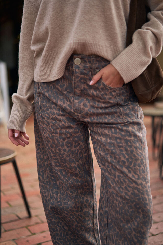 Harper Barrel Jean - Leopard