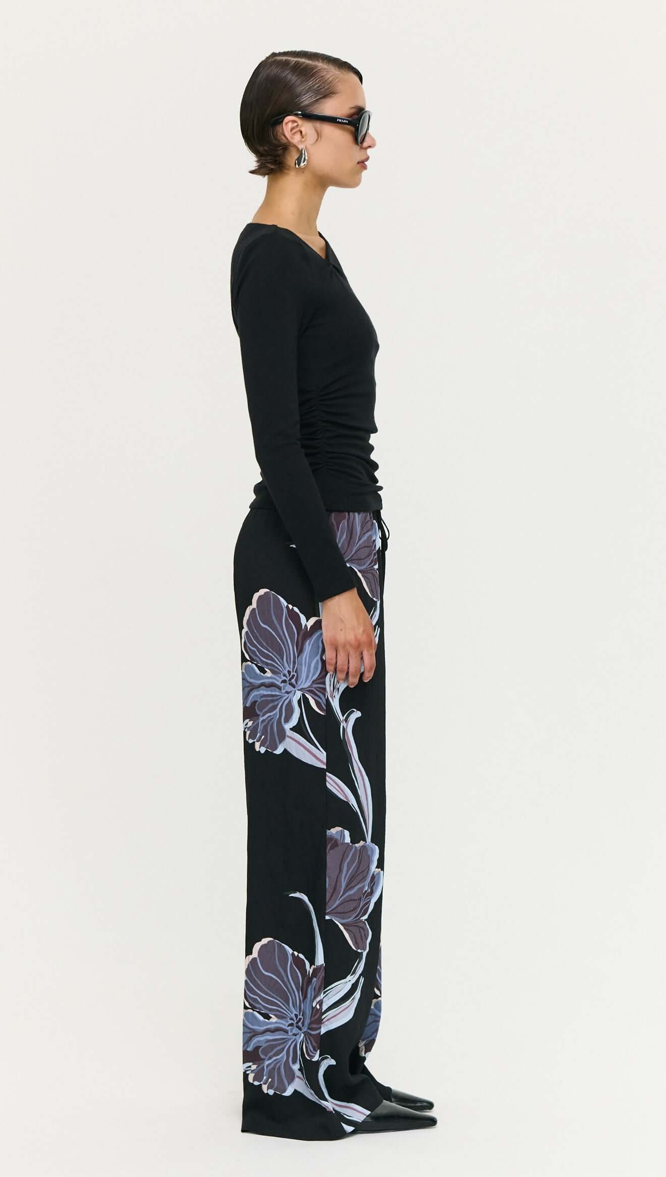 Stas Relaxed Pants - Midnight Floral