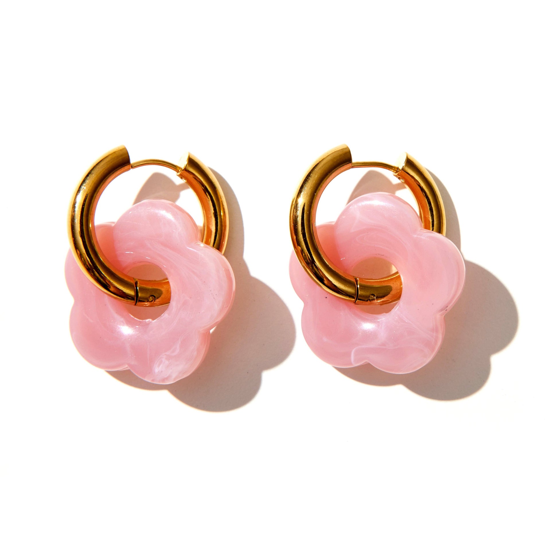 Gloria Hoops