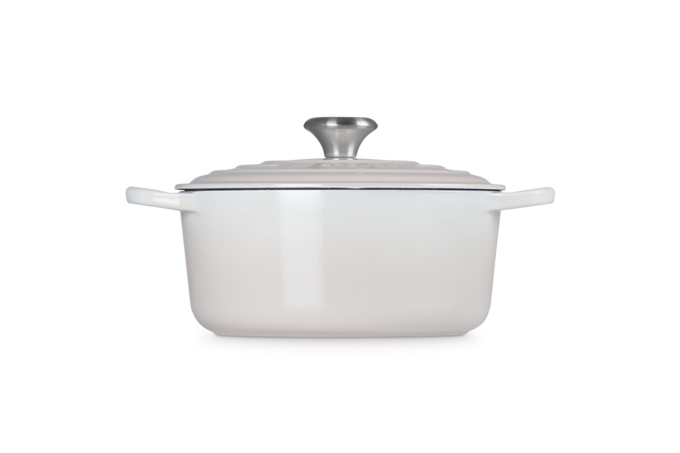 Le Creuset Signature Cast Iron Round Casserole 24cm - 4.2L Meringue