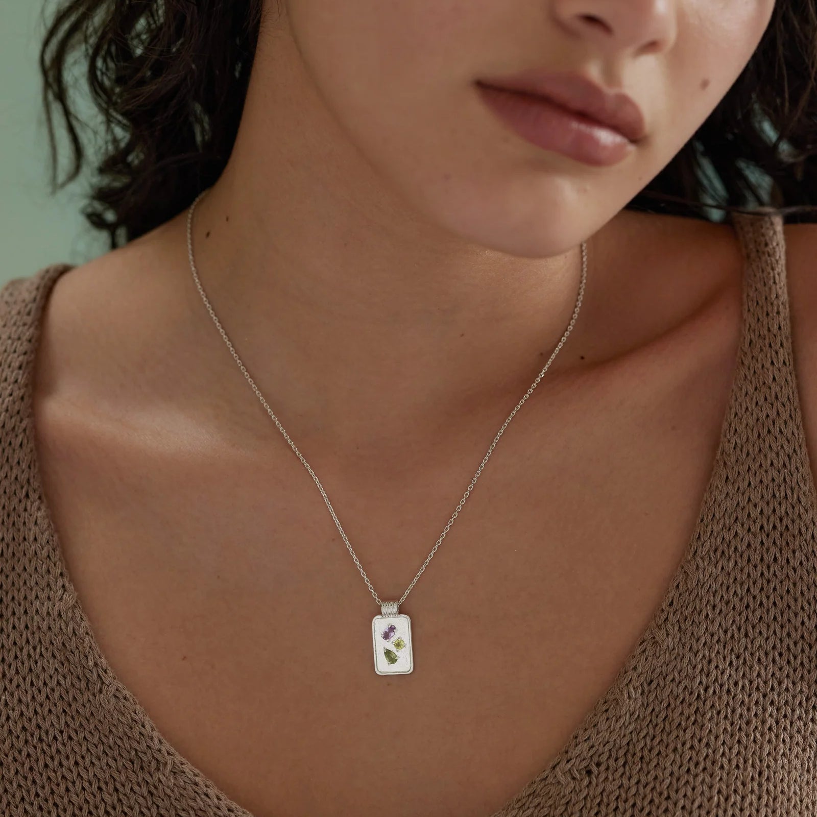Dea Amulet Silver Necklace