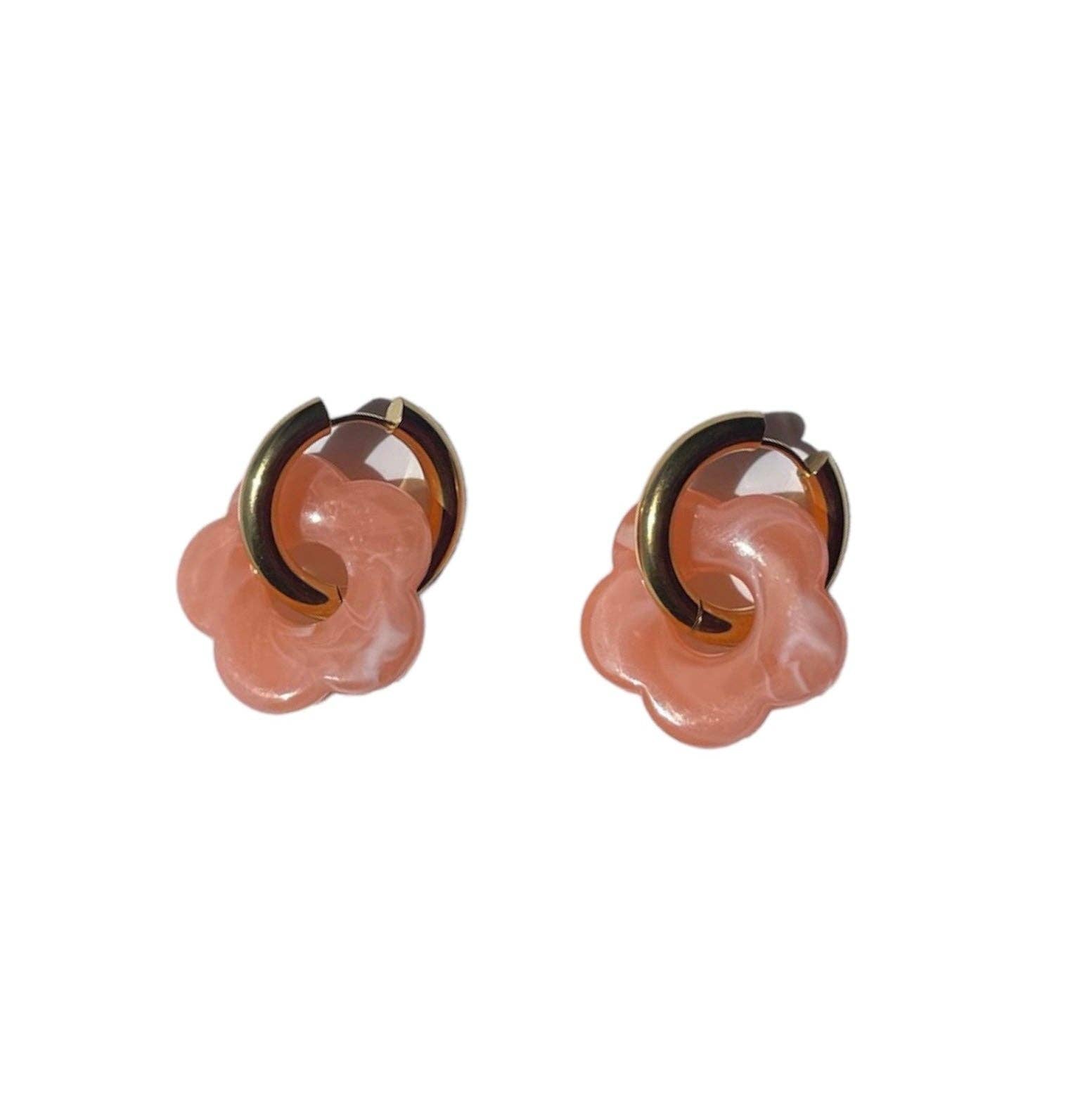 Gloria Hoops