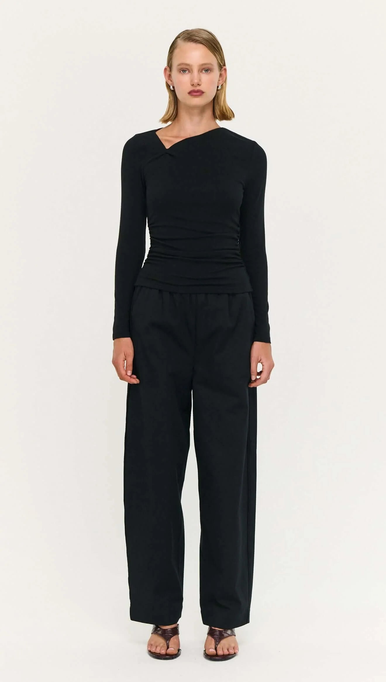 Alexi Twist Top - Black