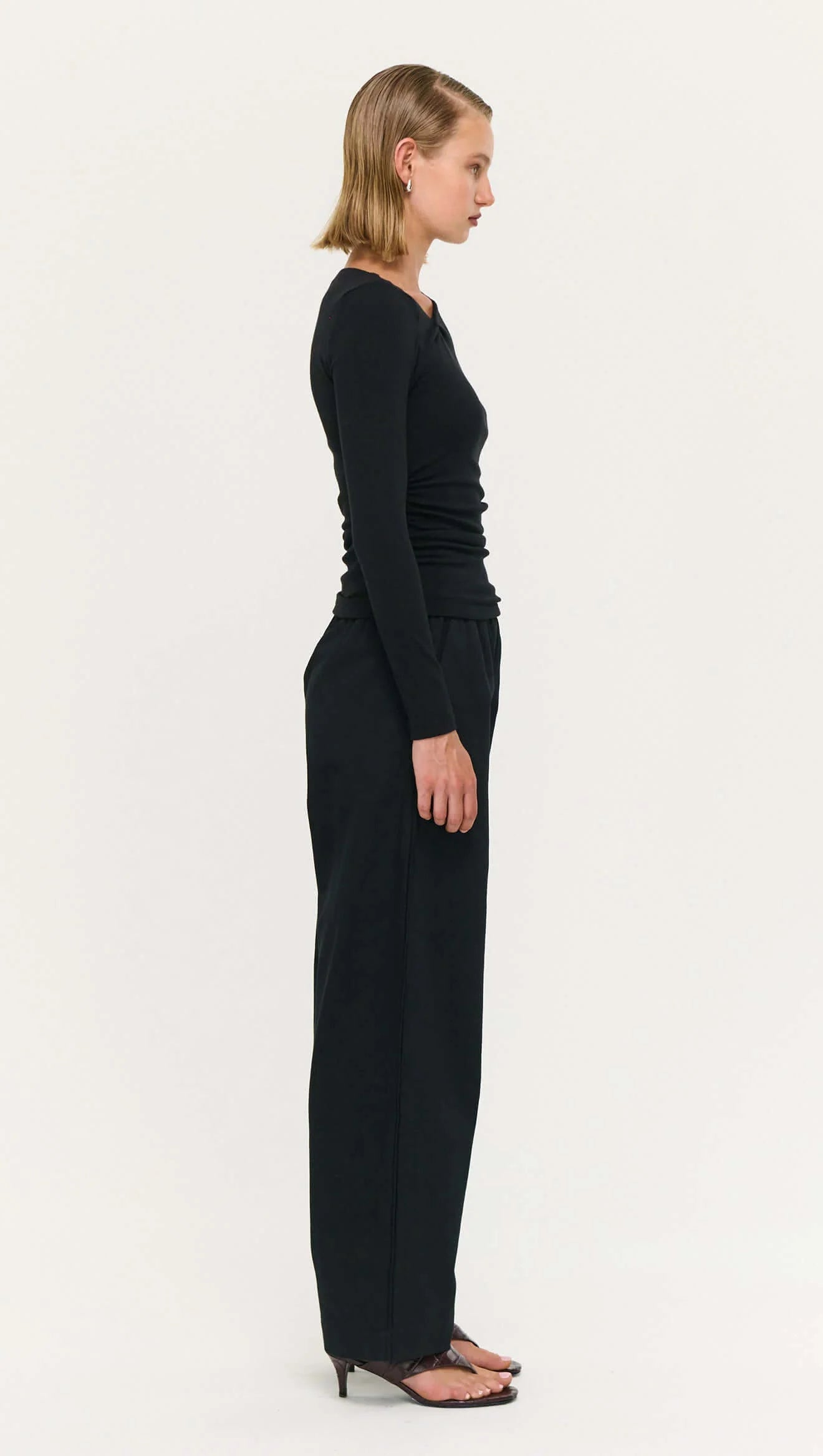 Alexi Twist Top - Black