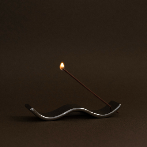 Ceramic Wave Holder - Silver