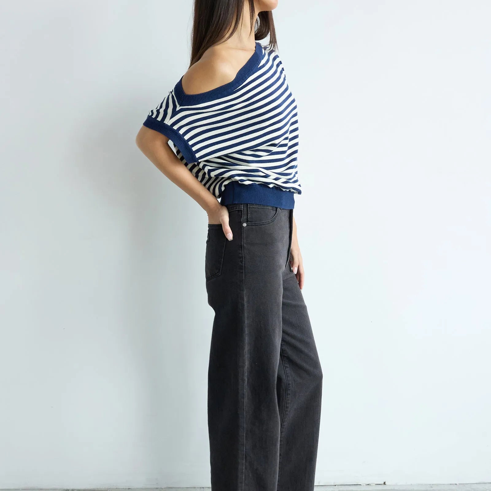 94 Wide Sophie Jeans - Washed Black