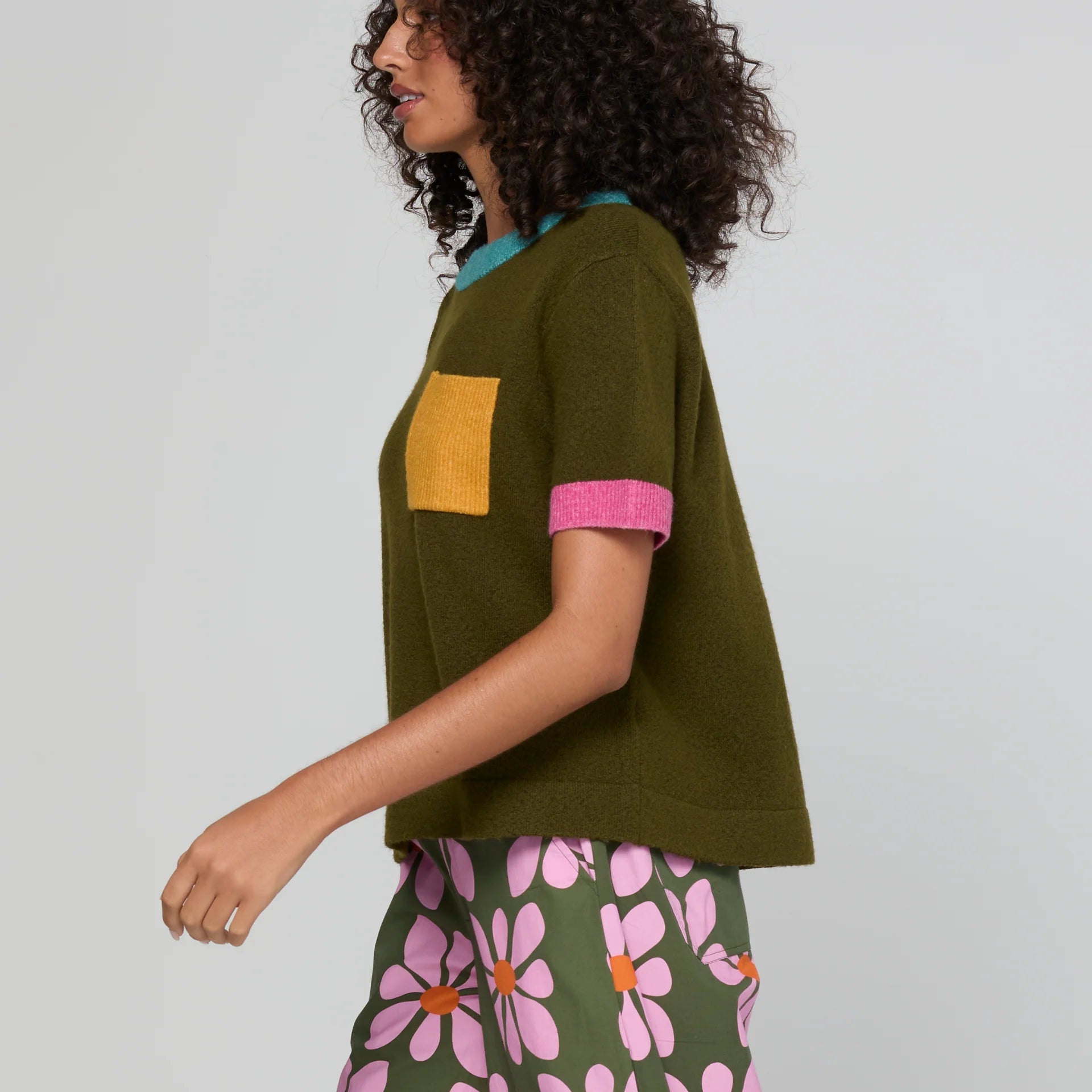 Poet Tee - Khaki Multi