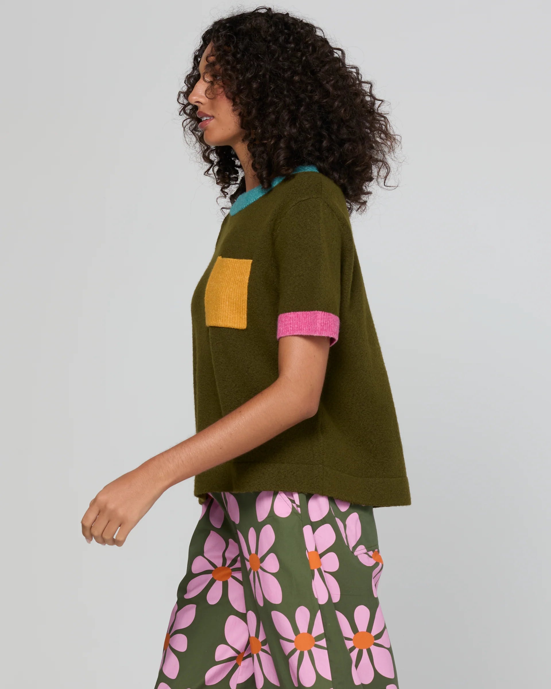 Poet Tee - Khaki Multi