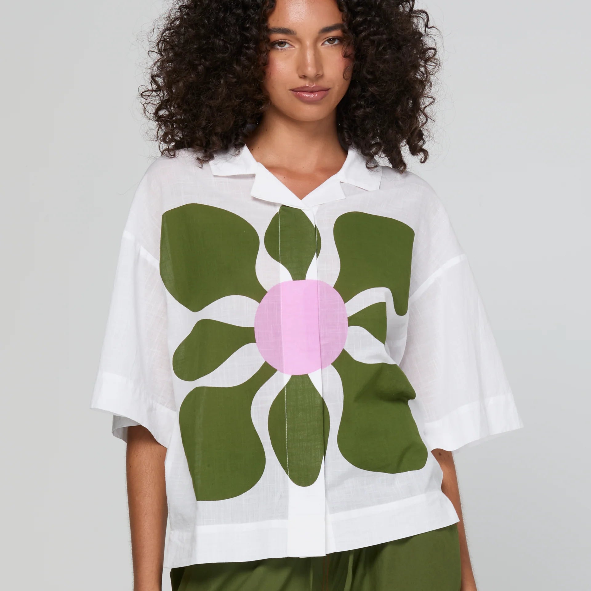 Dahlia Shirt - Cosmos