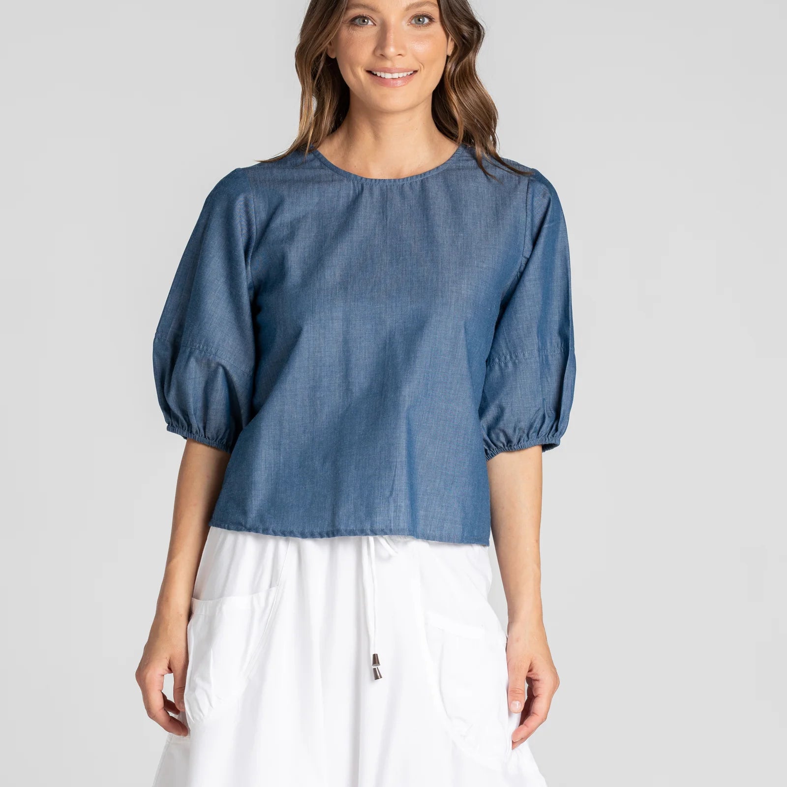 Ava Top Basic - Chambray