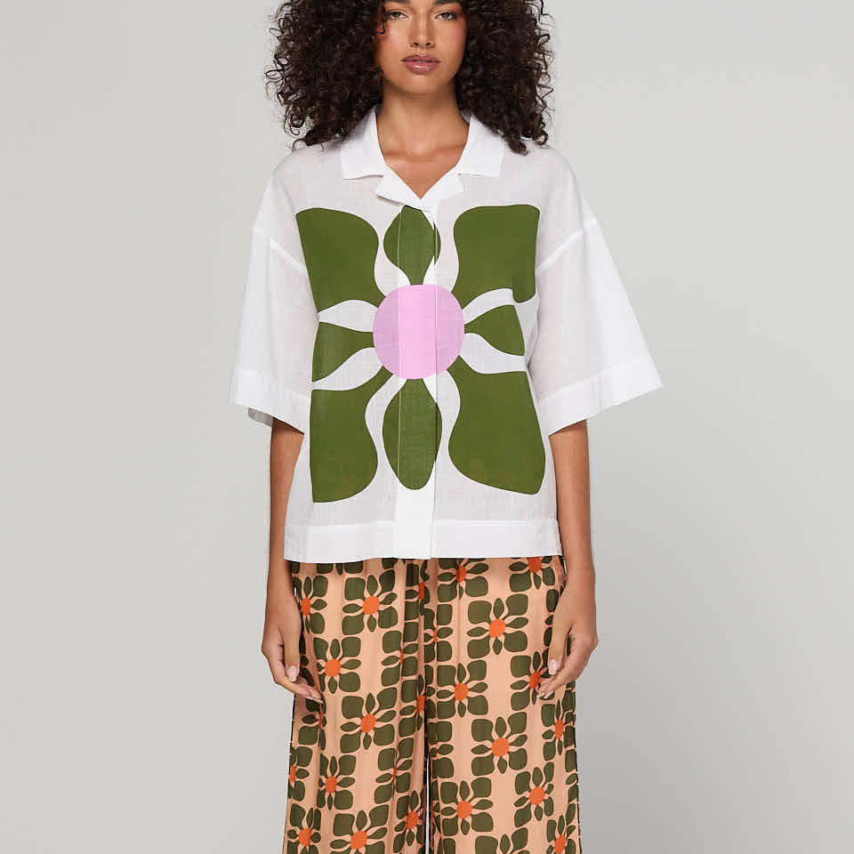 Dahlia Shirt - Cosmos