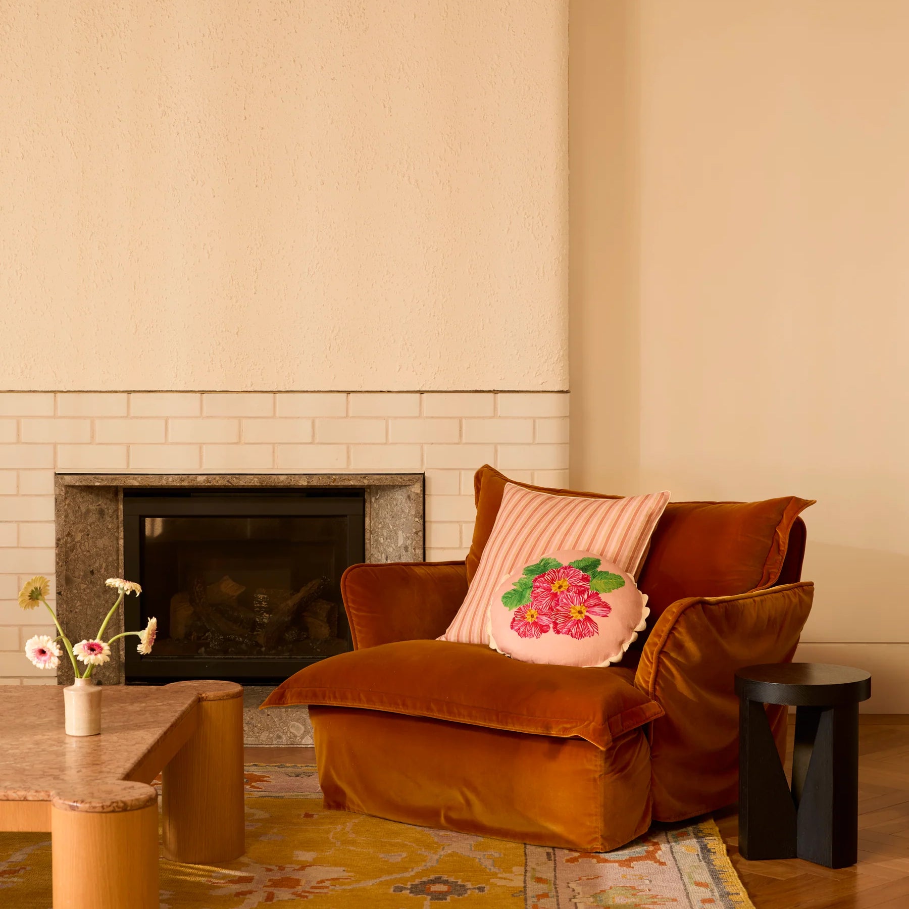 Cushion - Delilah Pink 45cm Round