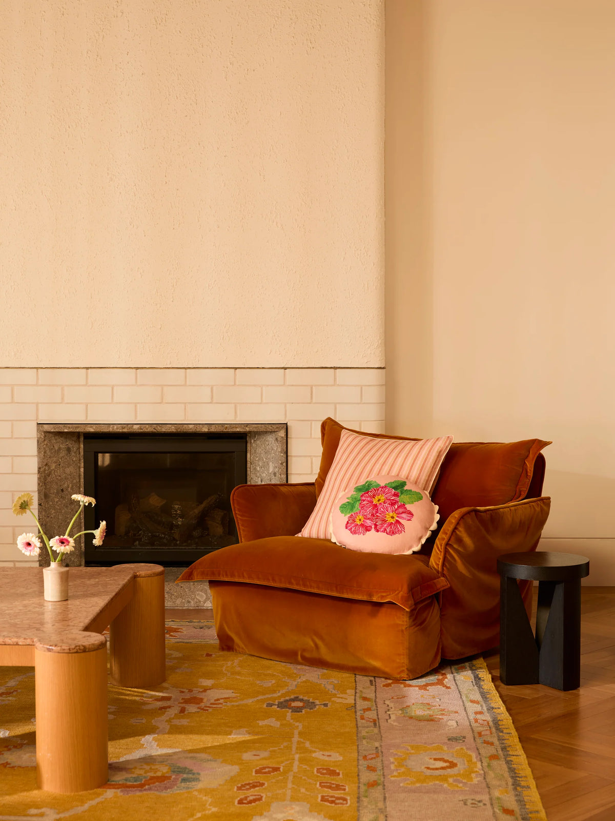 Cushion - Delilah Pink 45cm Round