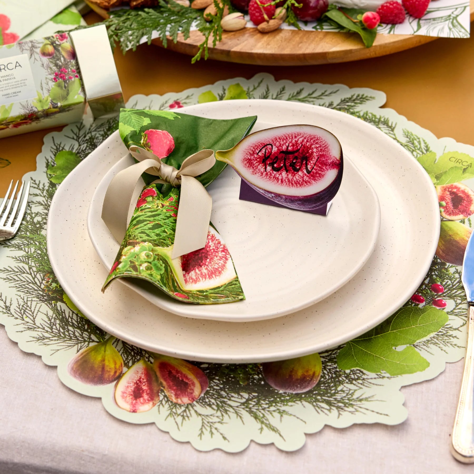 CIRCA -  Tableware Pack - Christmas