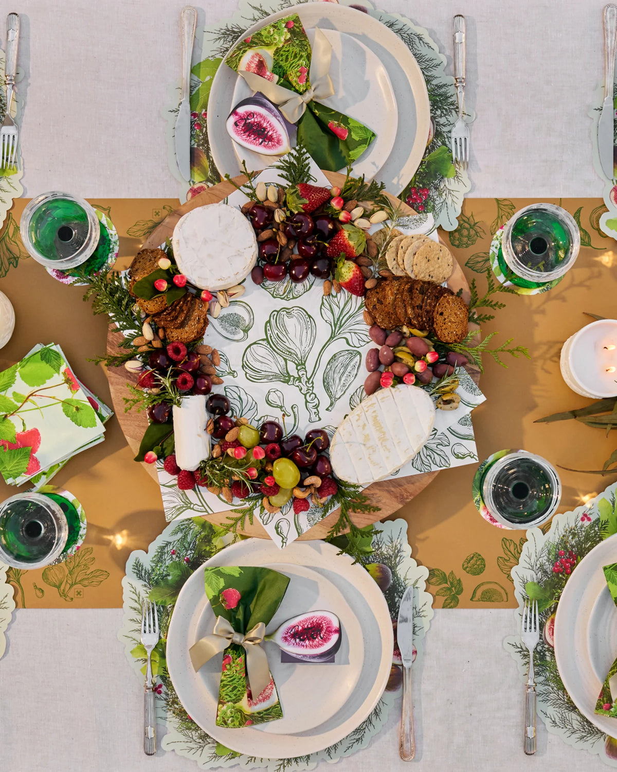 CIRCA -  Tableware Pack - Christmas