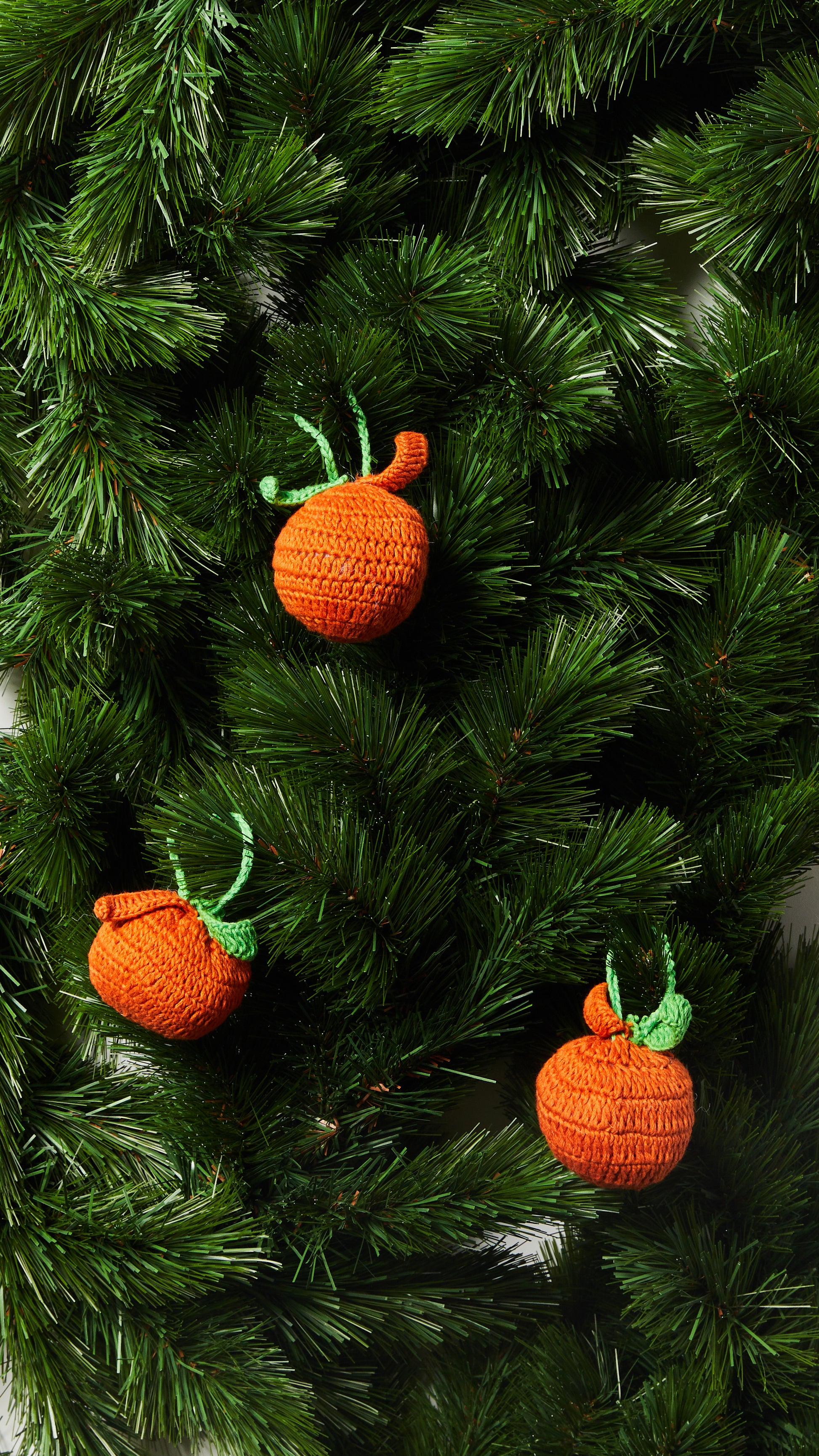 Christmas Decoration - Orange Orange