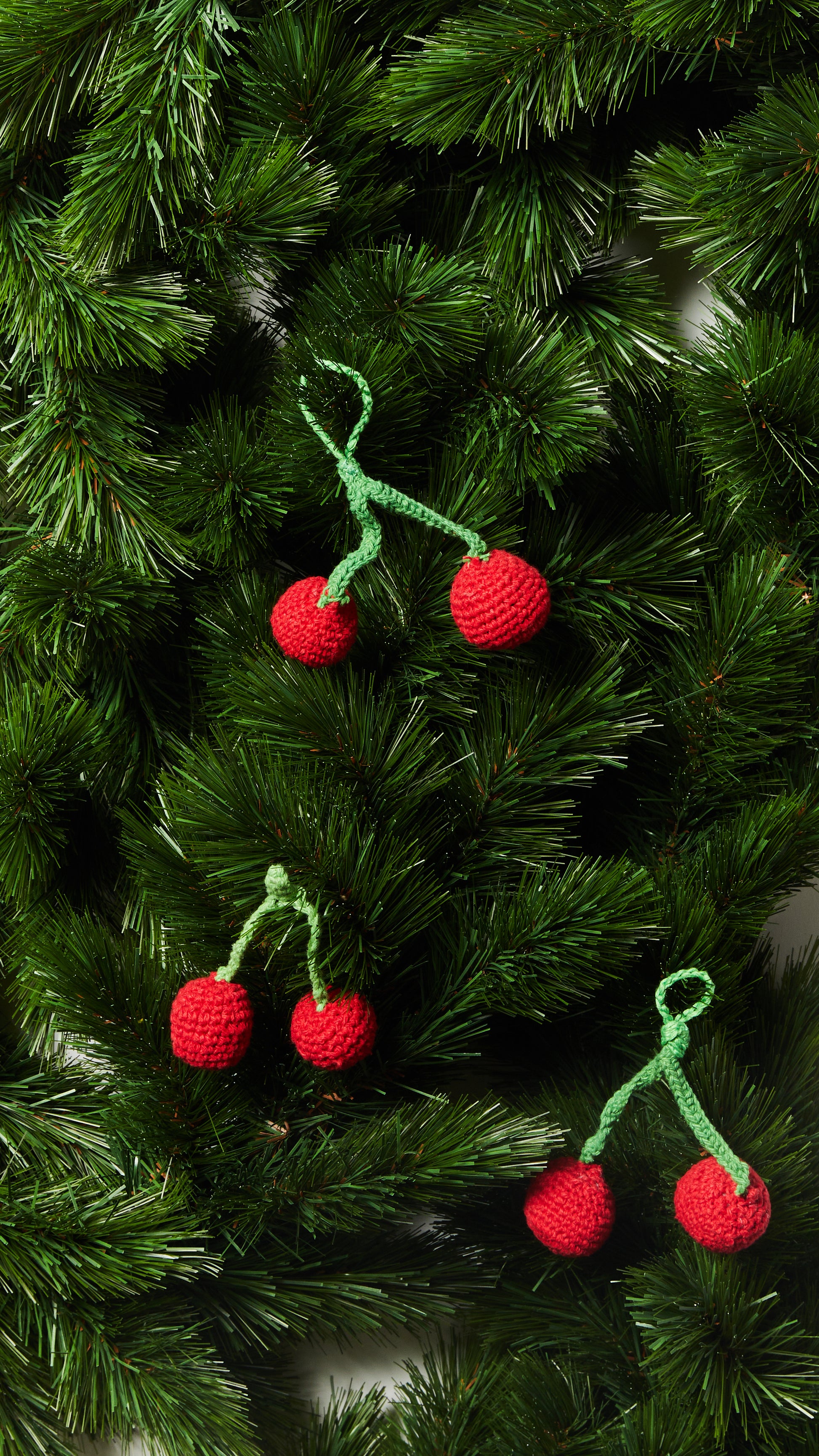 Christmas Decoration - Cherries Red