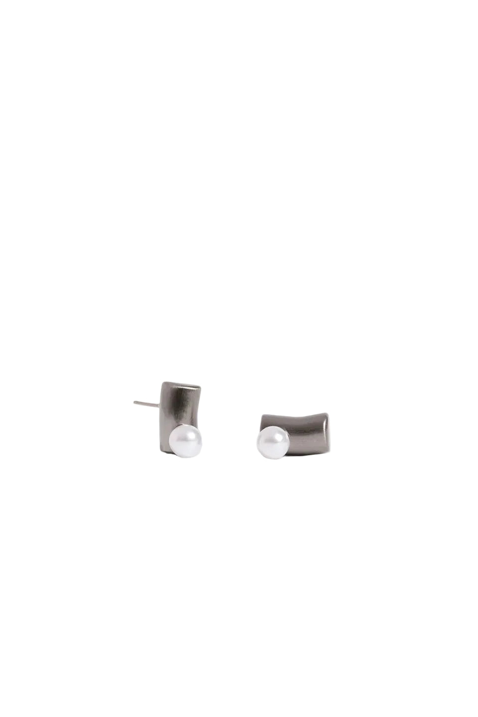 Ahas - Gunmetal Stud Earring