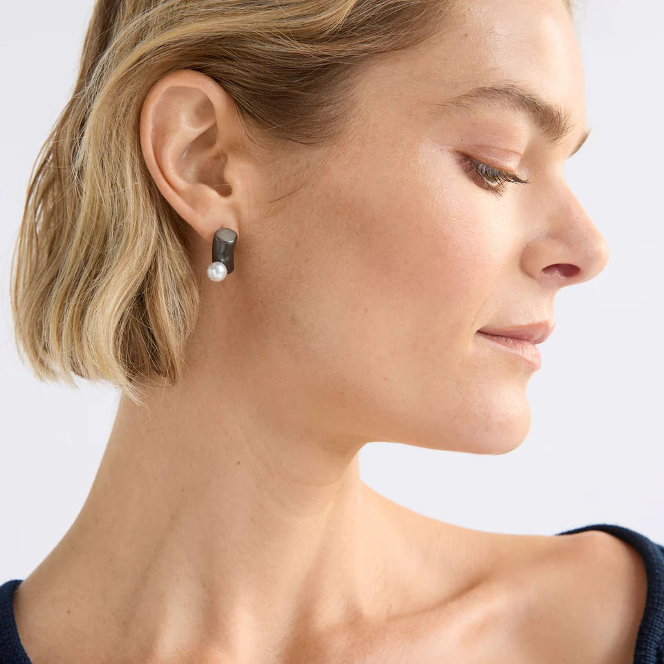 Ahas - Gunmetal Stud Earring