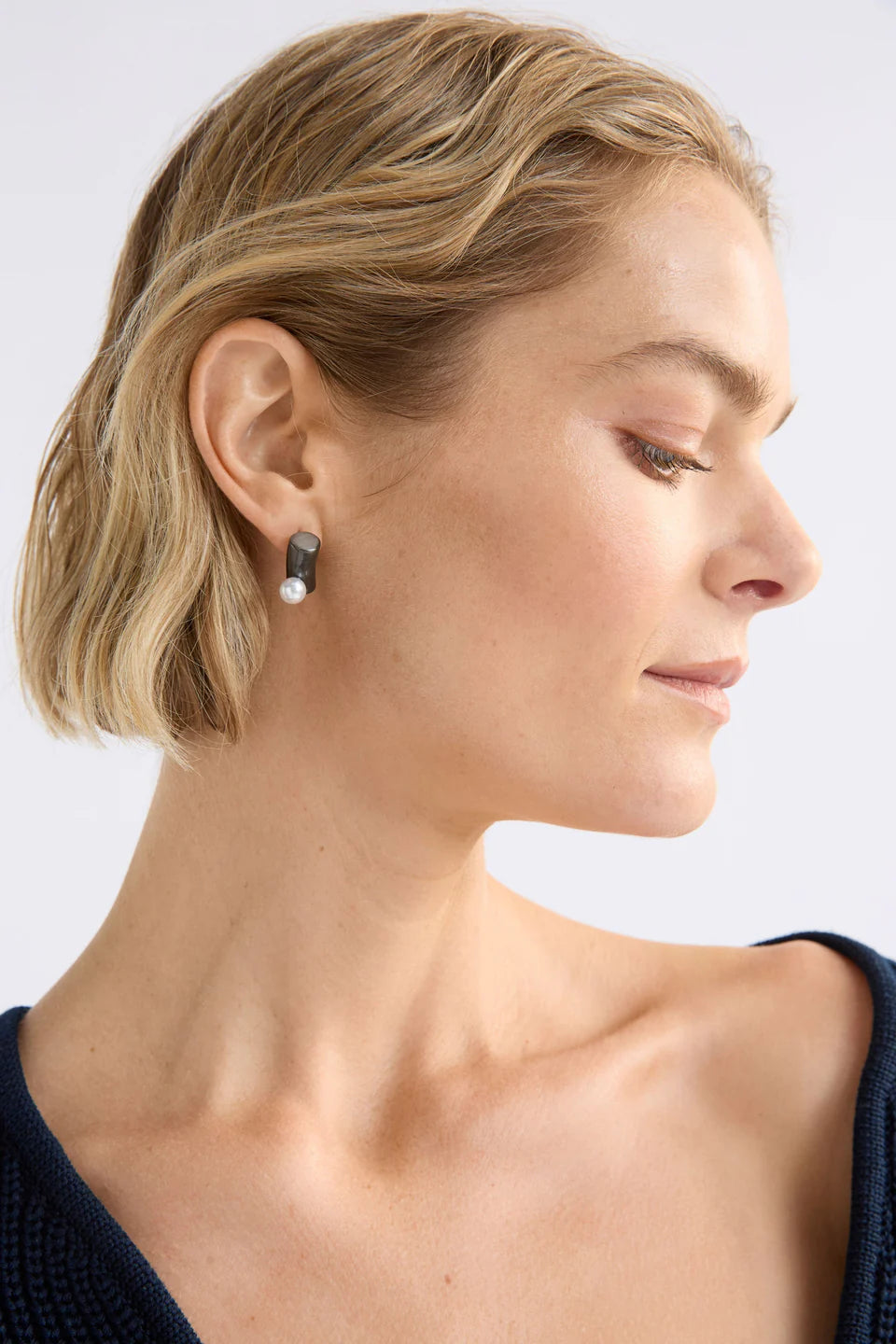 Ahas - Gunmetal Stud Earring