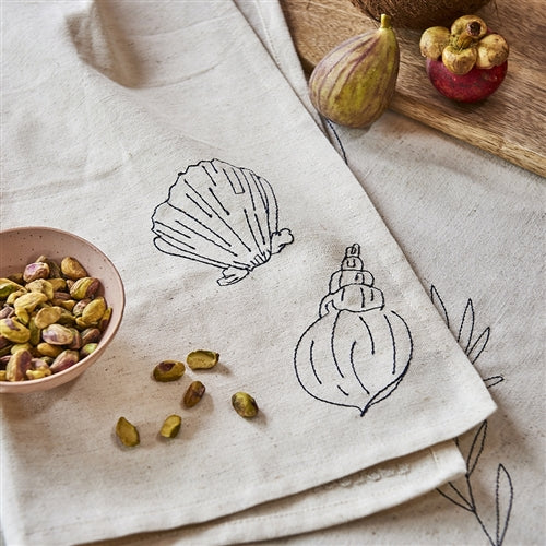 Feast - Set of 4 Napkins in Flax