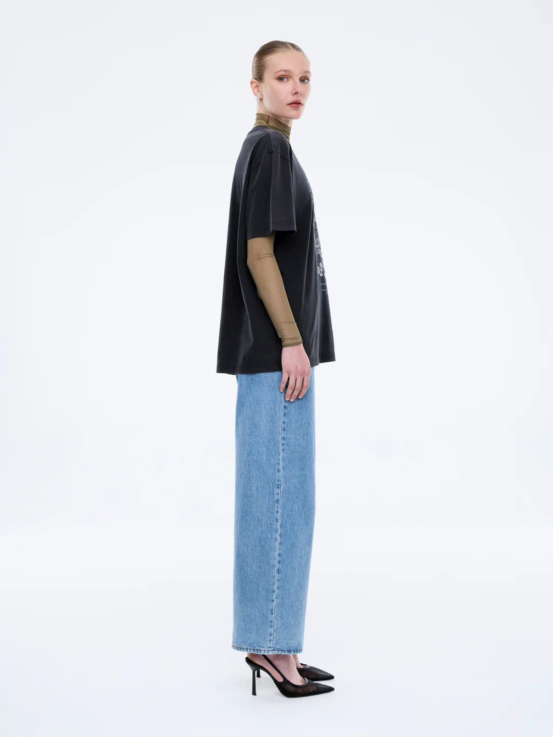 Jessie  Oversized Tee - Python