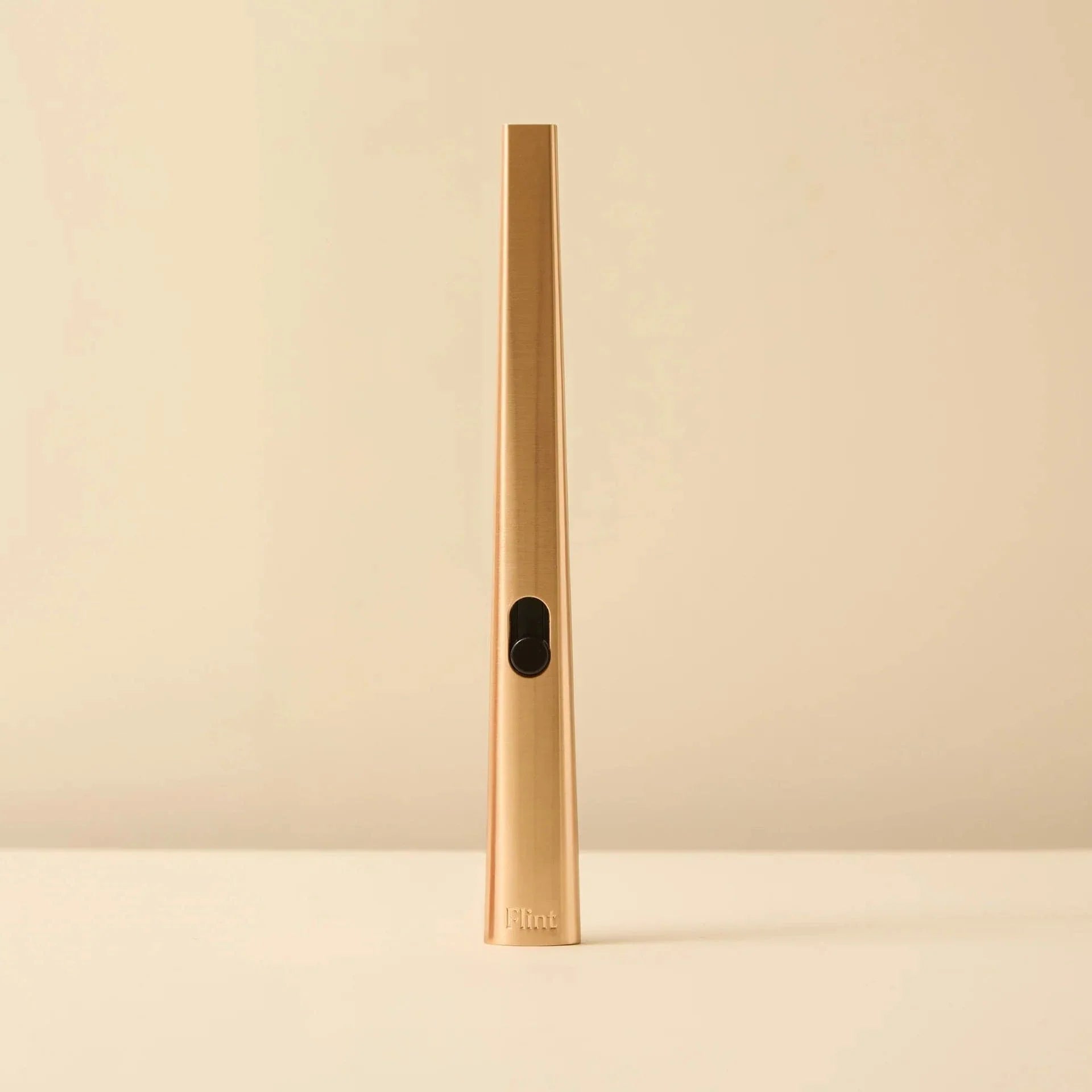 Flint - Rechargeable Lighter - Gold