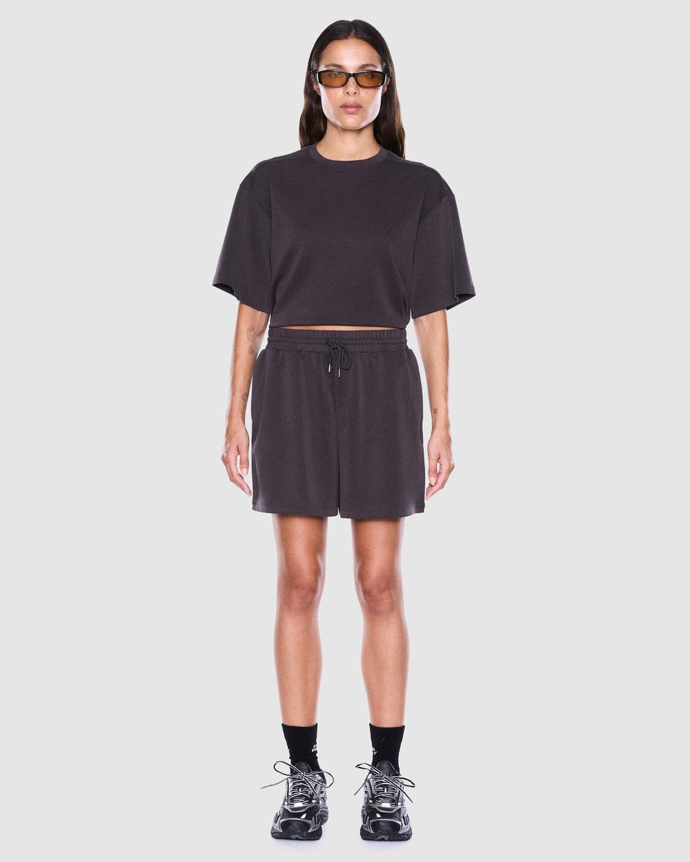 Sana Relaxed Short - Charcoal