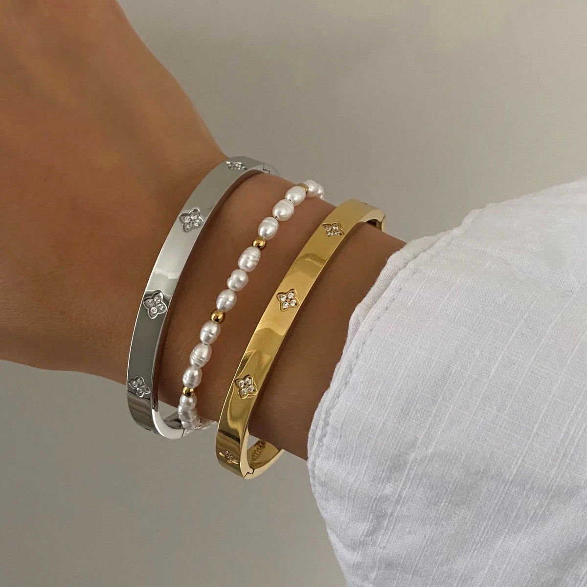 Remi Bangle - Gold