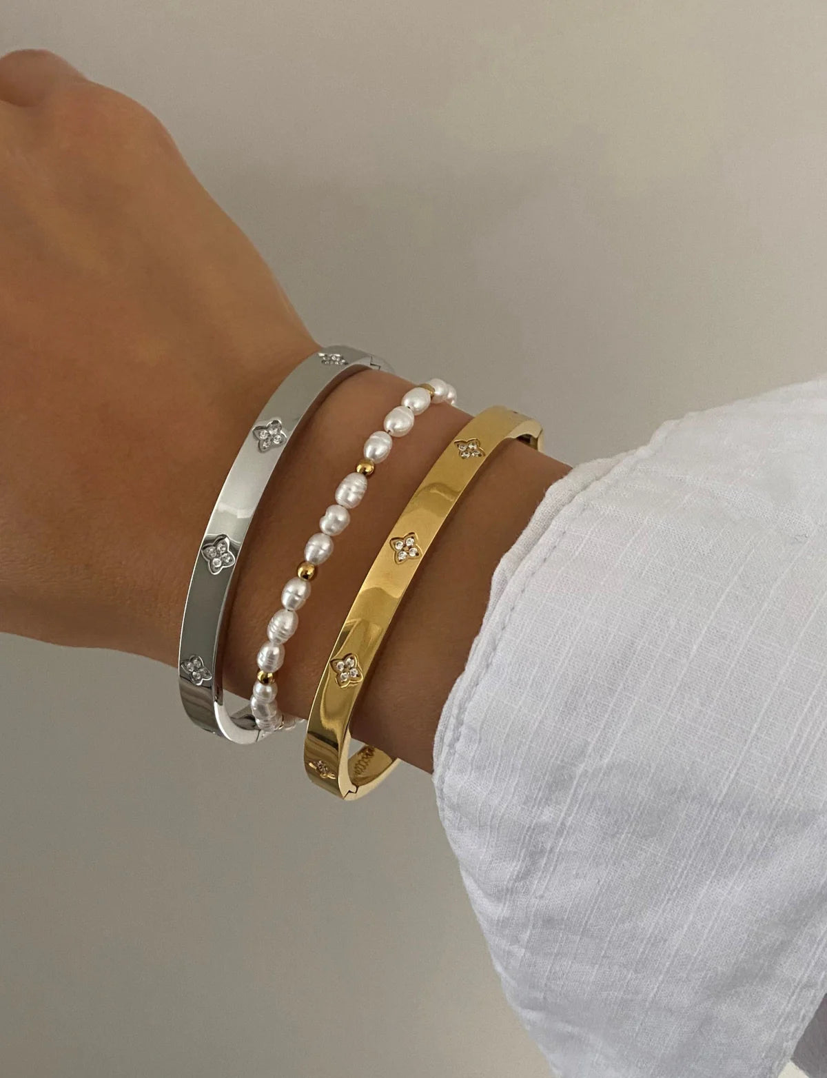 Remi Bangle - Gold