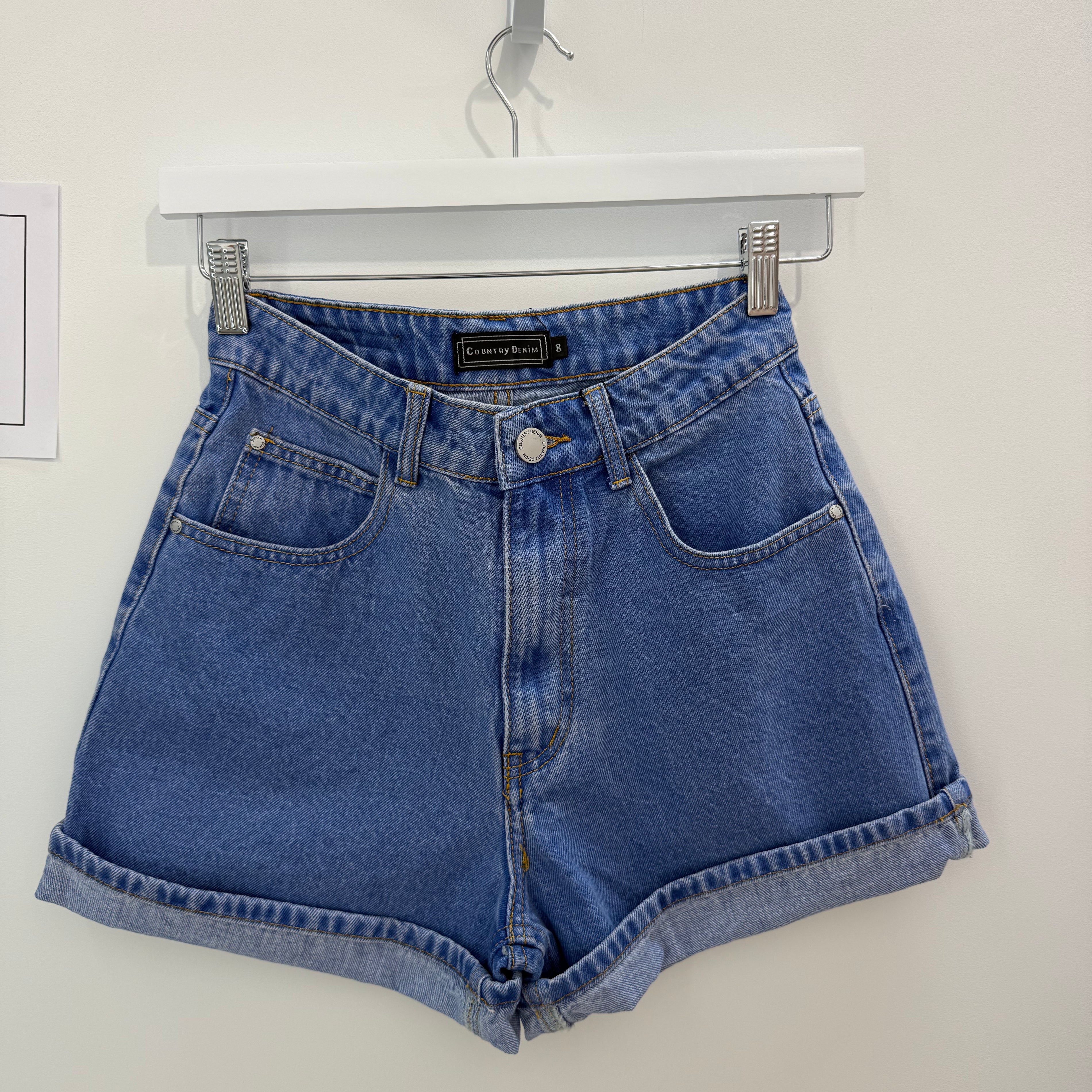 Mom Short