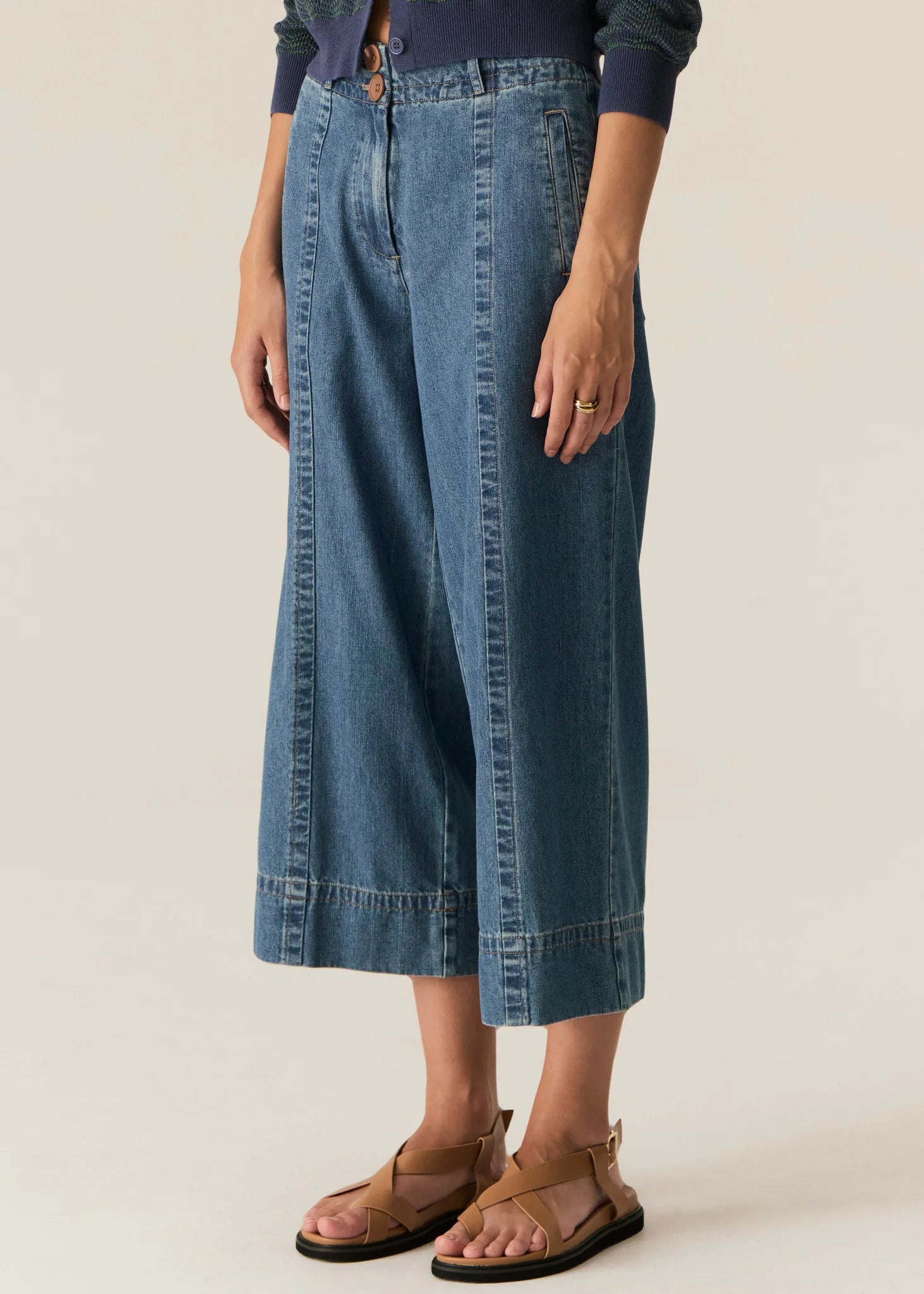 Carsen Crop Pant - Light Wash