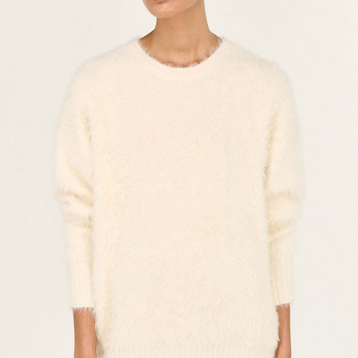 Noa Fluffy Oversize Jumper - Cream