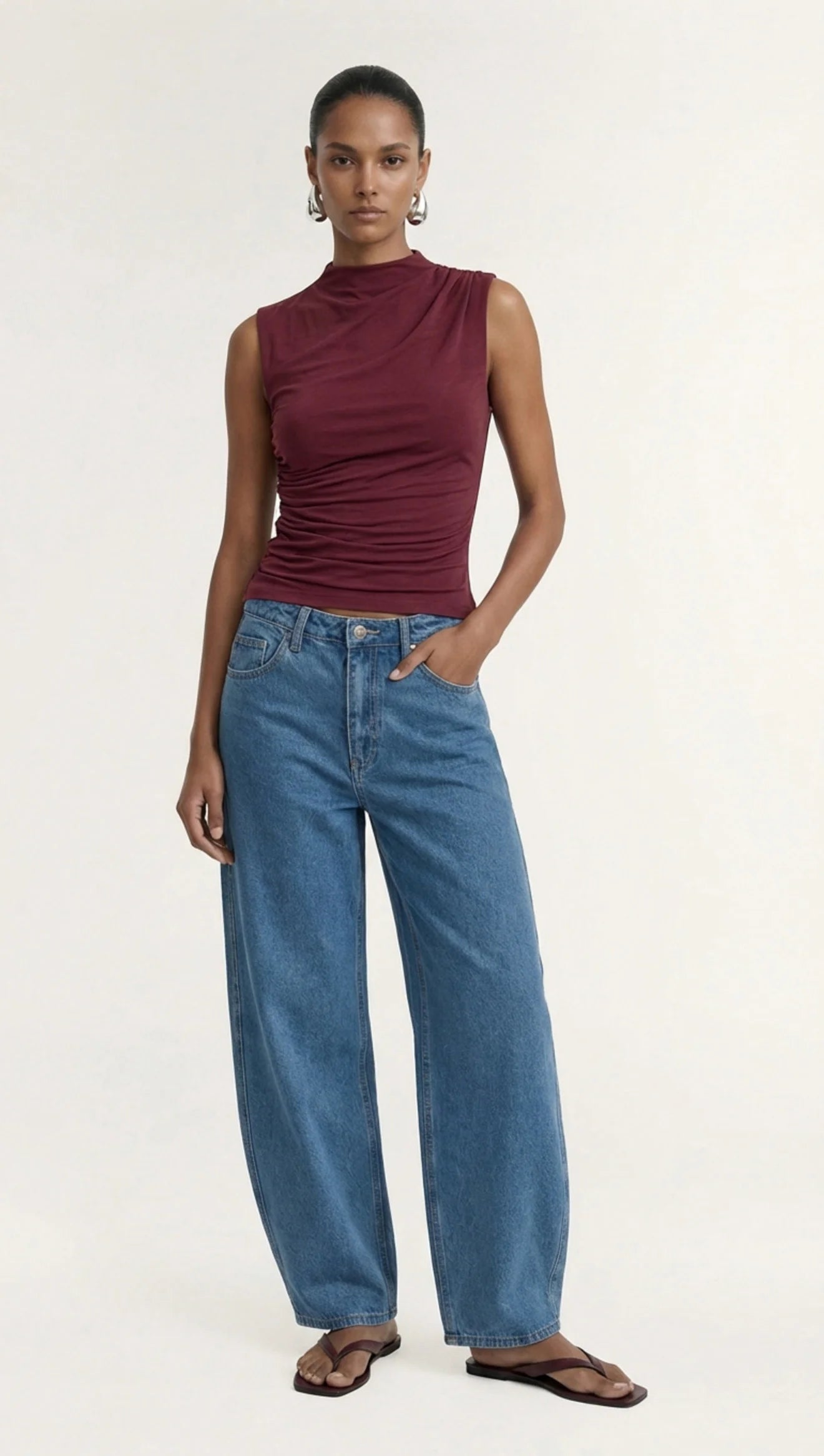 Mae Barrell Leg Jean - Mid Blue