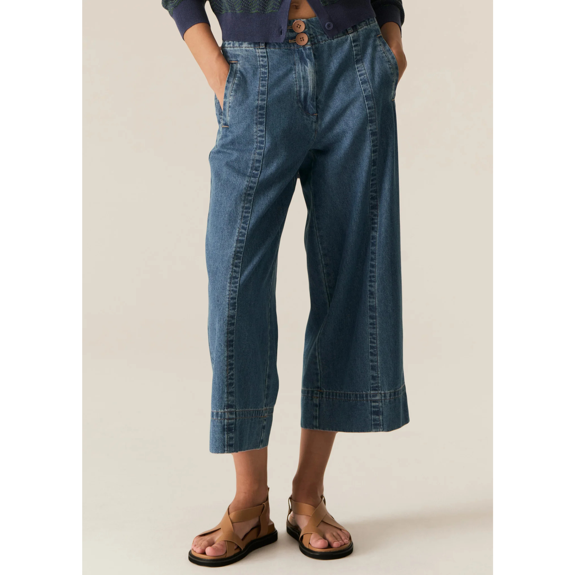 Carsen Crop Pant - Light Wash