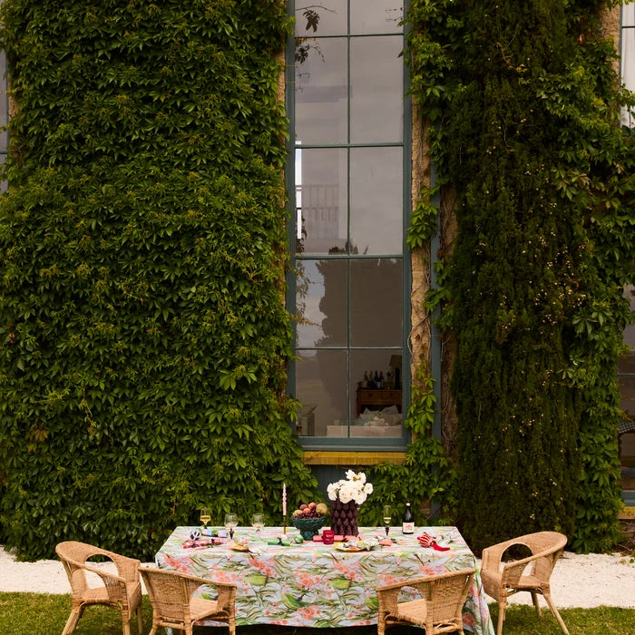 Bush Waltz Rectangular Tablecloth - Standard