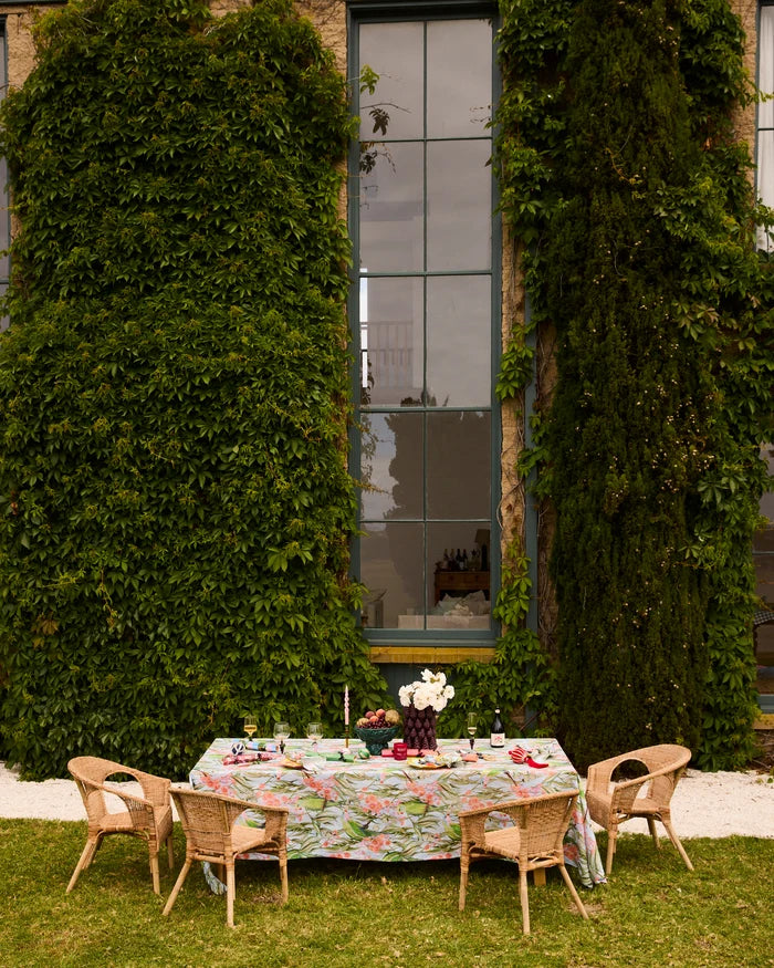 Bush Waltz Rectangular Tablecloth - Standard