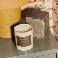 Green Moss & Vanilla - Candle 395gms