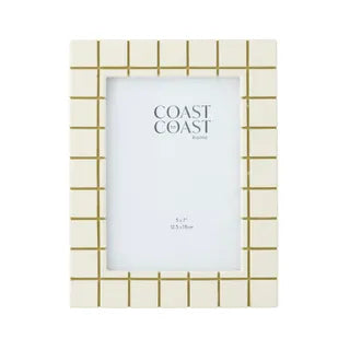 Monroe Resin 5x7 Frame 18x23cm  Ivory & Olive