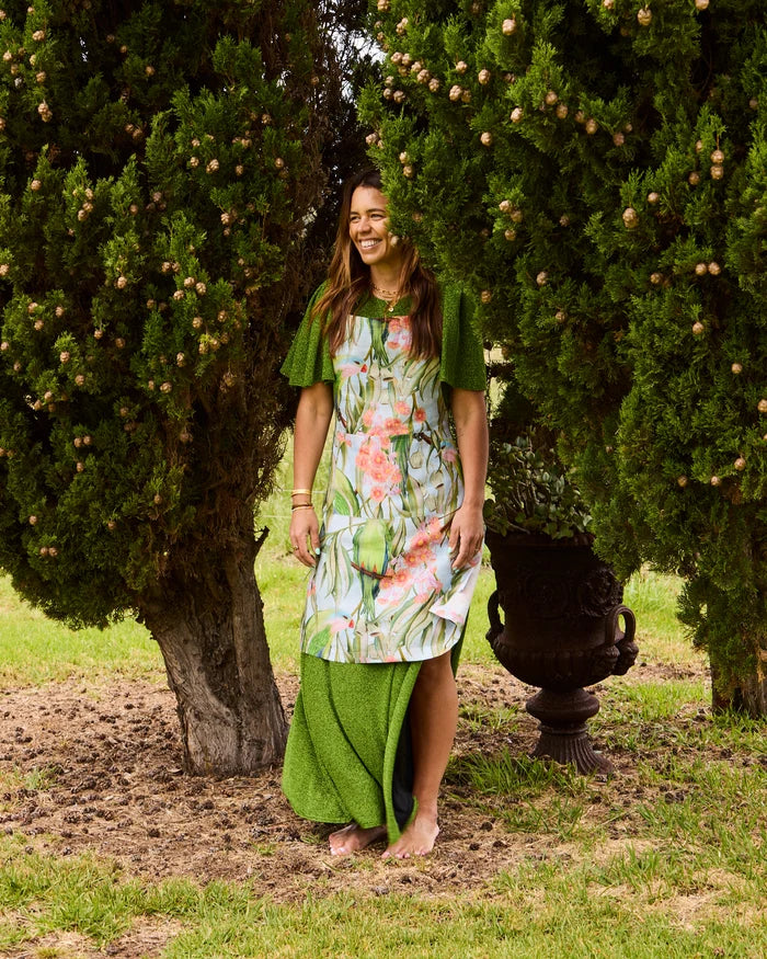 Bush Waltz Apron